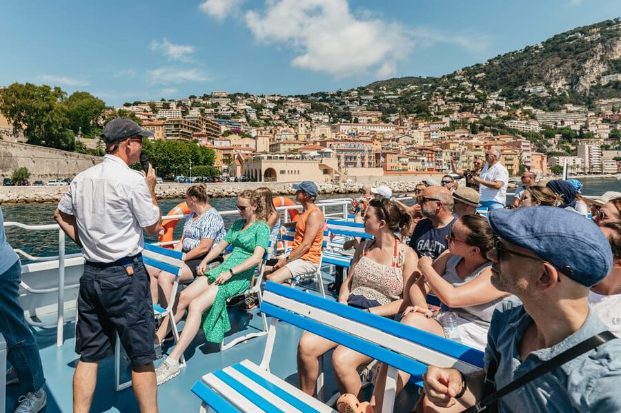 Nice: 1-Hour Sightseeing Cruise to Villefranche Bay - Saint-Jean-Cap-Ferrat villas: the coastline of big money, seen at sea level