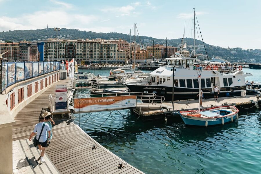 Nice: 1-Hour Sightseeing Cruise to Villefranche Bay - Price and value: $33 for the coast, not for a full-day plan