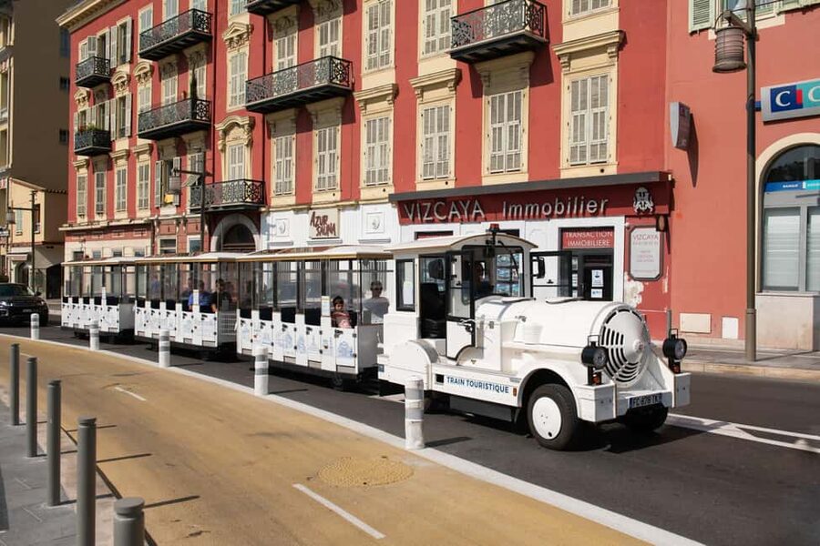Nice: A gentle ride on a small electric train with panoramic views - The 50-Minute Route From the Promenade des Anglais to Castle Hill