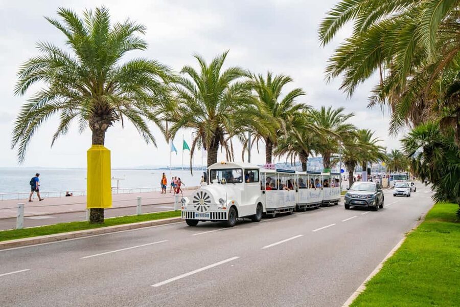 Nice: A gentle ride on a small electric train with panoramic views - Audio in 8 Languages and What the Guide Adds
