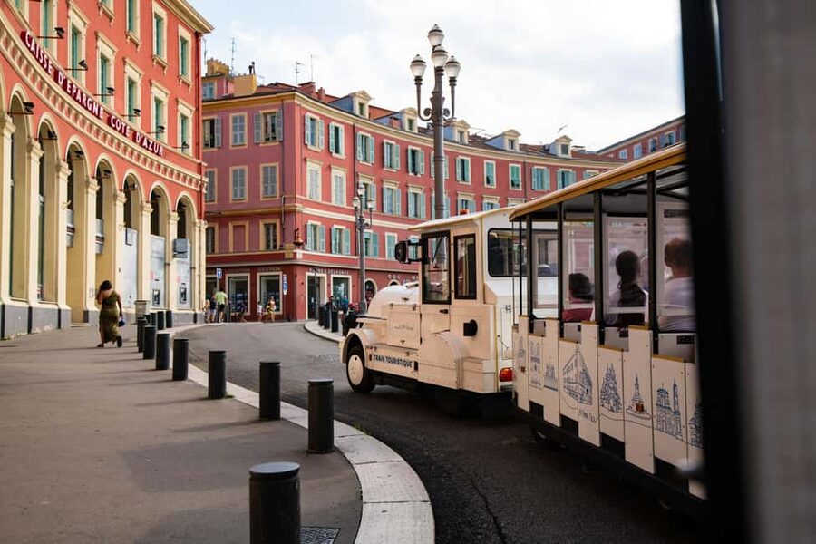Nice: A gentle ride on a small electric train with panoramic views - FAQ