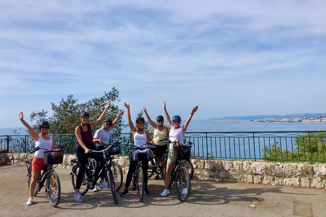Nice City Best Highlights E-bike Tour - E-bike training first, so you spend your energy on views