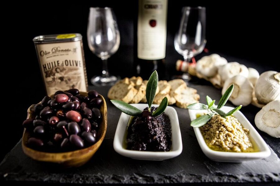 Nice: Guided Food & Wine Walking Tour with Full Meal - Price and value: what $95 buys you in Nice