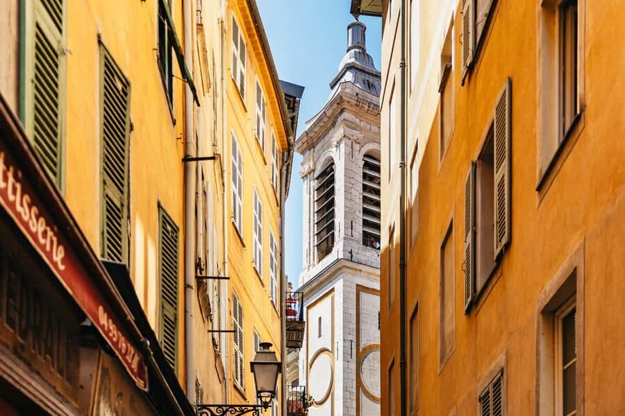 Nice: Old Town & Castle Hill Informative Guided Walking Tour - Start at the Centenary Monument, Then Let Nice Do the Talking
