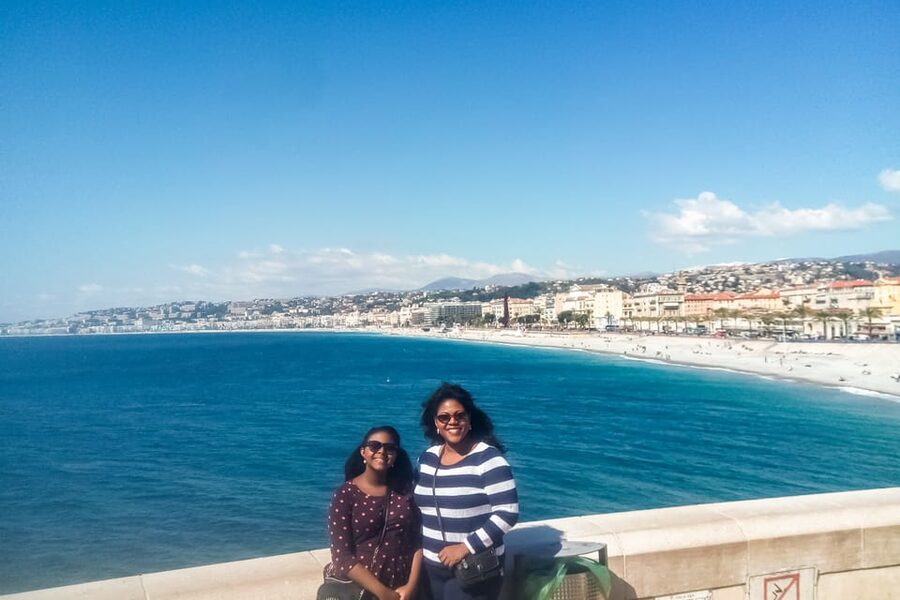 Nice: Old Town Treasures and Castle Hill Walking Tour - Palais de Justice and Sainte-Réparate: photo stops that teach you what you’re seeing