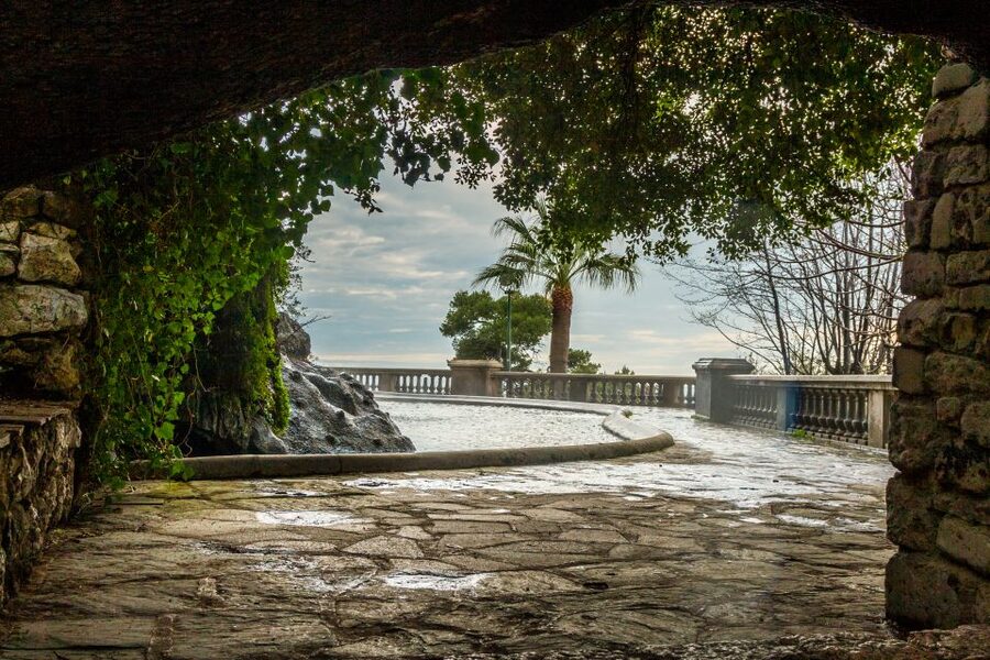 Nice: Old Town Treasures Walking Tour - Key things you’ll notice right away
