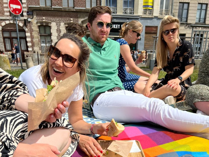 NO DIET CLUB - LET’S GET THICK IN Lille ! - Entering Au Chat Bleu and Getting Oriented Fast