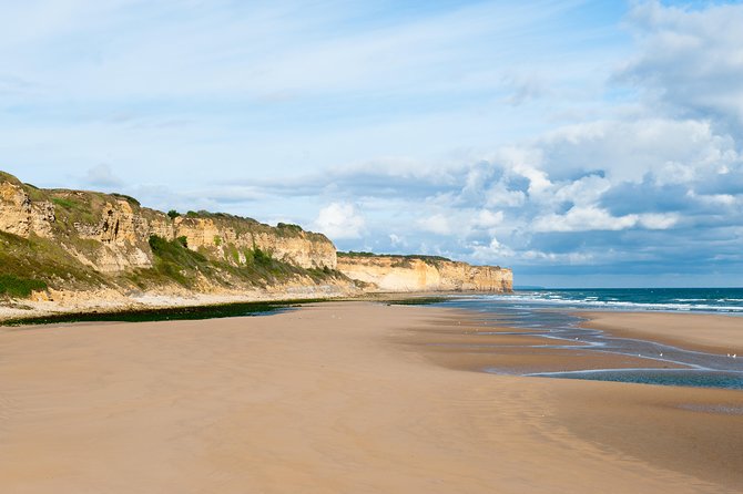 Normandy D-Day Beaches and American Cemetery Day Trip from Paris - The American Cemetery at Colleville-sur-Mer: Quiet, Concrete, Humbling