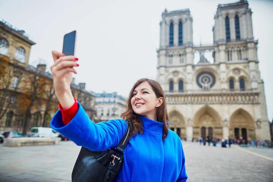 Notre Dame cathedral exterior tour & entrance with host - Key highlights worth your attention