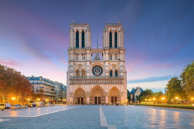 Notre Dame Cathedral Guided Tour with Entry - Key things I’d watch for