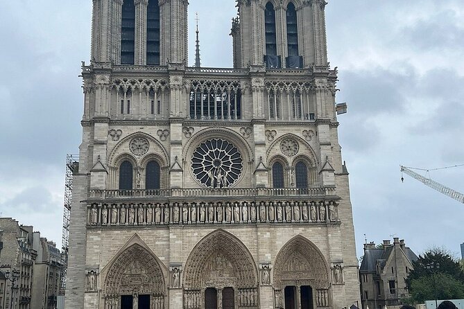 Notre Dame Cathedral Guided Tour with Entry - Stop 1 at Notre-Dame: entry support plus a self-guided interior visit
