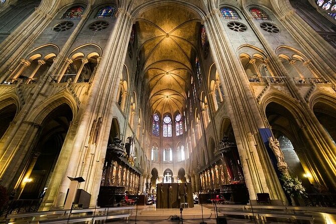 Notre Dame Cathedral Guided Tour with Entry - Stop 2 on Île de la Cité: Gothic features, symbols, and restoration after 2019