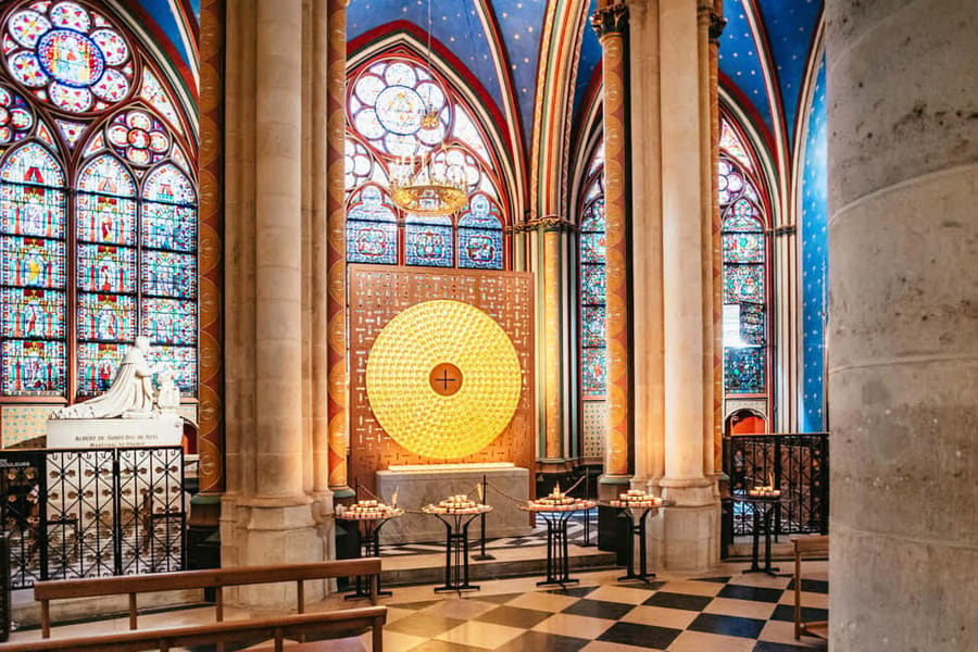 Notre-Dame Cathedral: Guided Tour with Timed Entrance - Price and value: paying for the guide, not the entrance