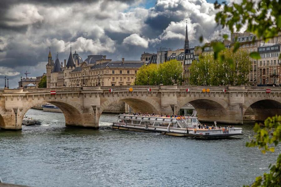 Notre-Dame Cathedral with reserved access and exterior Tour - Who This Fits Best, and Who Should Look Elsewhere