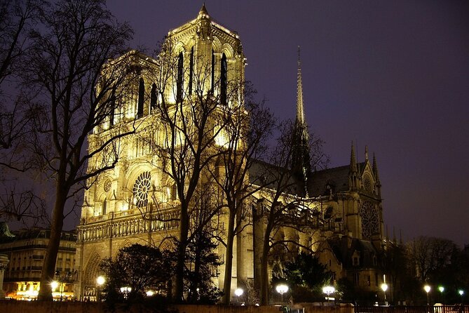 Notre Dame Guided Tour with Scheduled Group Access Option - Stories and landmarks: Sainte-Chapelle views and the Hunchback connection