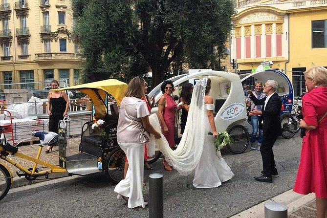 Original Nice city tour ( pedicab-vélo taxi) - The museum and flower market stories you do not physically stop for