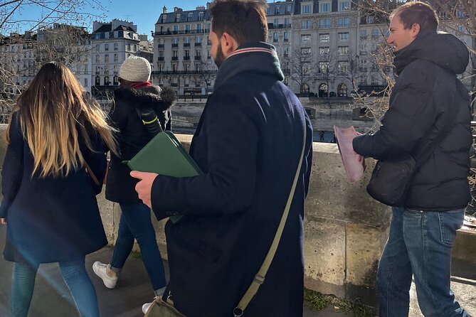 Outdoor Escape Game in Paris : The Stone of Nicolas Flamel - Rain, Pace, and What to Wear for Real Outdoors