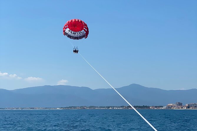 Parasailing - Crew, Communication, And Those Human Touches