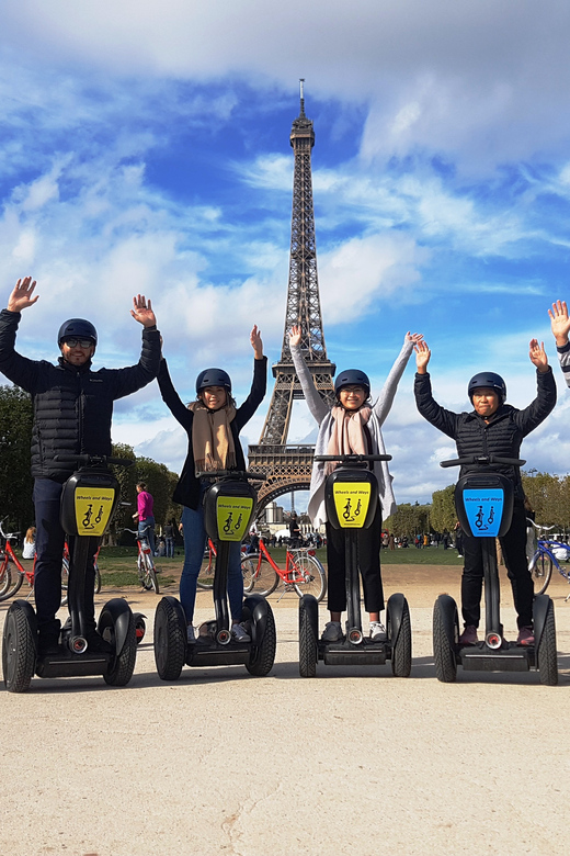 Paris: 1,5 hour Guided Segway Tour - What to Bring (and What to Leave Behind)