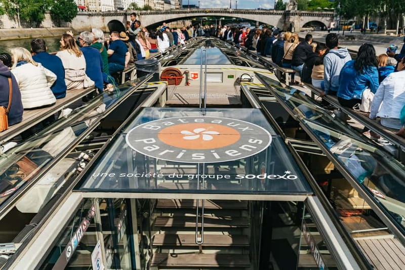 Paris: 1-Hour Seine Cruise departing from the Eiffel Tower - Lines, seat pressure, and the best times to go