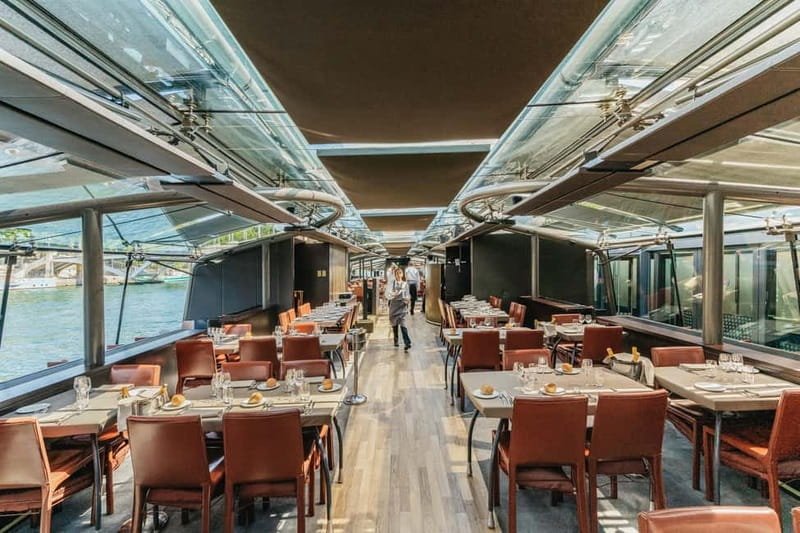 Paris: 2-Hour River Seine Lunch Cruise with 3-course-menu - The route and why the order makes sense