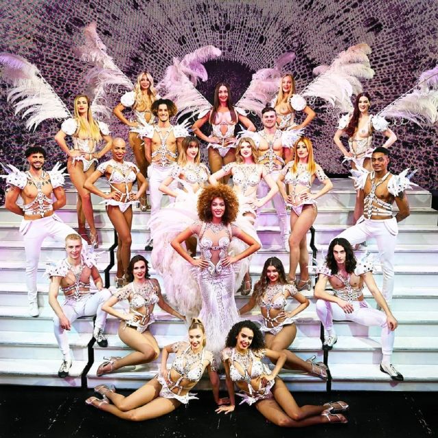 Paris: 3-Course Dinner & Show at Paradis Latin Cabaret - Wine and champagne included, and what that means for your budget