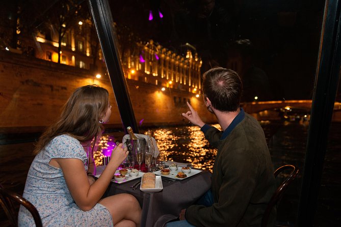 Paris 3-Course Gourmet Dinner and Sightseeing Seine River Cruise - Timing, Meeting Point, and How to Arrive Smoothly