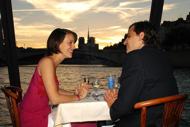 Paris 3-Course Gourmet Dinner and Sightseeing Seine River Cruise - The Included 3-Course Dinner: What You Actually Get to Eat