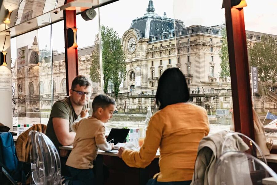 Paris: 3-Course Italian Meal Seine Cruise - Why the Seine + Italian dinner feels so right in Paris