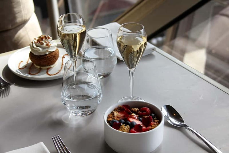 Paris: 3-Course Lunch at Eiffel Tower's Madame Brasserie - Should you book Madame Brasserie for an Eiffel Tower lunch?