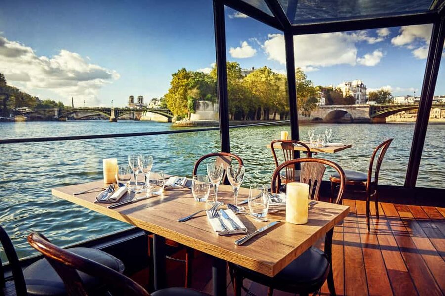 Paris: 3-Course Lunch Cruise on the River Seine - The Seine Lunch Cruise That Combines Sightseeing and a Real Meal