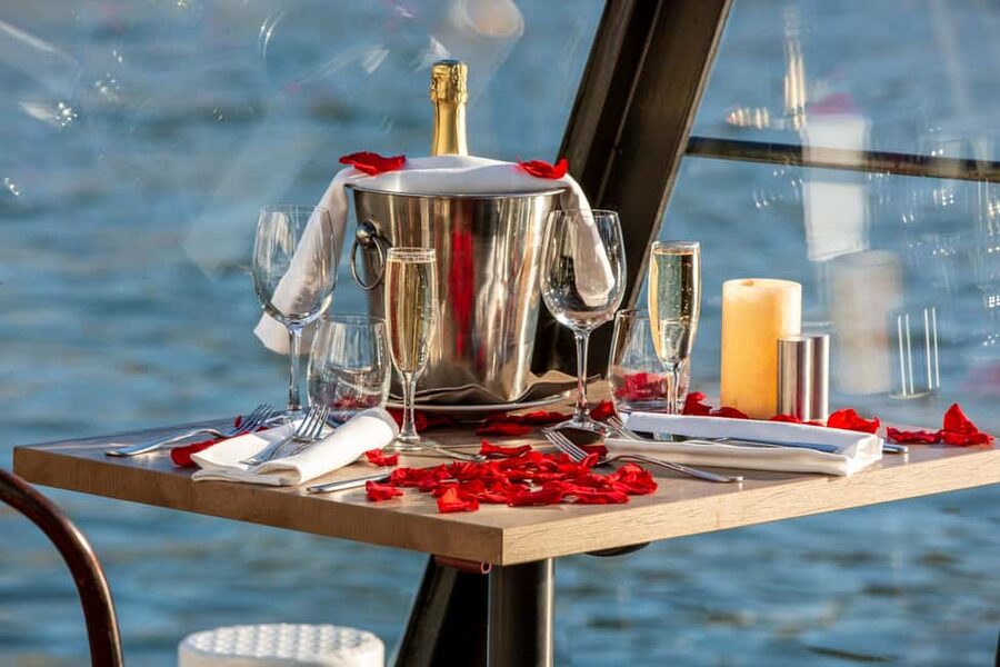 Paris: 3-Course Lunch Cruise on the River Seine - Should You Book ParisCityVision’s 3-Course Lunch Cruise?