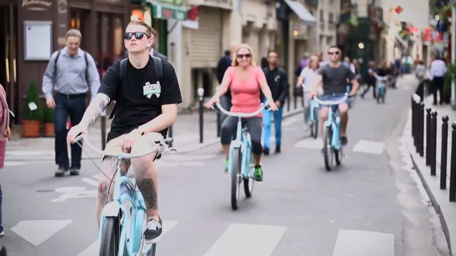 Paris 4-Hour Bike Tour: Off the Beaten Path - The bike setup: what’s included, and what to watch for