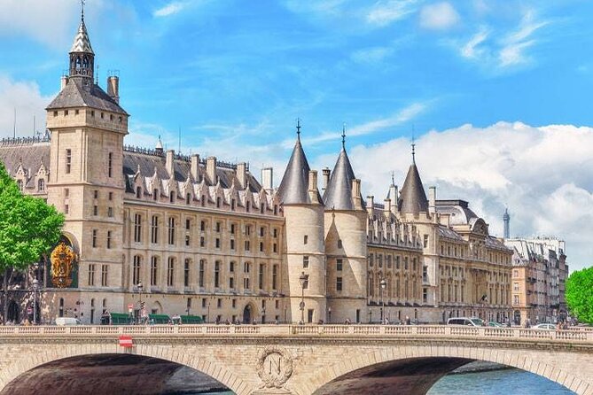 Paris Airport Transfer Service - Vehicles, Comfort, and What You’ll Actually Notice During the Ride