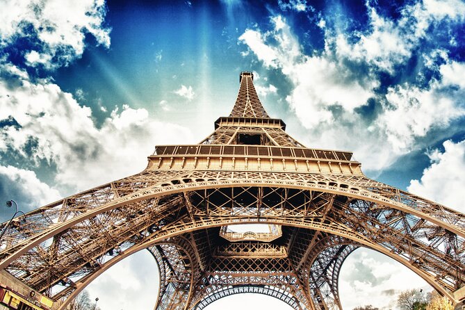 Paris Airports Private Roundtrip Transfer - Key things to know before you book