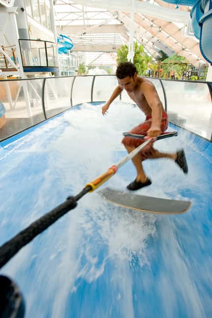 Paris: Aquaboulevard Water Park Entrance Ticket - Who Aquaboulevard fits best, and who may be disappointed