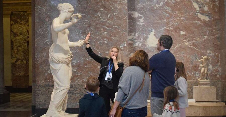 Paris: Best of the Louvre Guided Tour with Pre-booked Ticket - Using your remaining time after the tour, with the Jan 2026 no re-entry rule