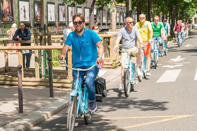 Paris Bike Tour Hidden Secrets in the Latin Quarter & Le Marais neighborhoods - Transition to Le Marais: Jewish Paris, past and present
