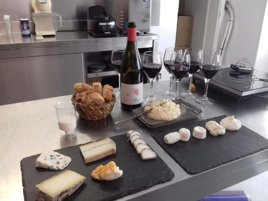 Paris: Butter and Cheesemaking Workshop - Instructors that make the difference