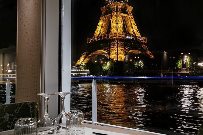 Paris Capitaine Fracasse 3 Course Seine River Dinner Cruise - Drinks, photo sales, and the add-ons that affect value