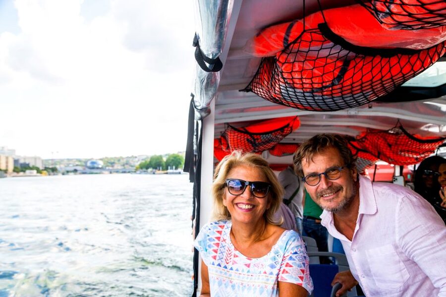 Paris: City and River Seine Tour on an Amphibious Bus - Who Should Book This Amphibious Bus Tour