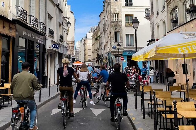 Paris: City Bike Tour on a Dutch Bike - Place Vendôme: Royal Square, Napoleonic Clues