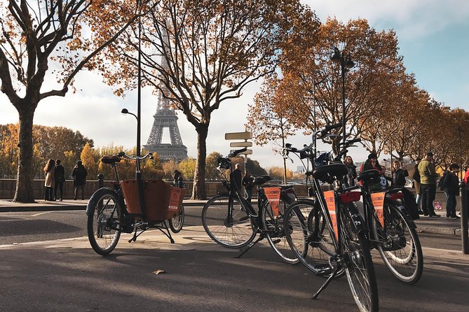 Paris: City Bike Tour on a Dutch Bike - Eiffel Tower Viewpoint Without the Ticket Stress