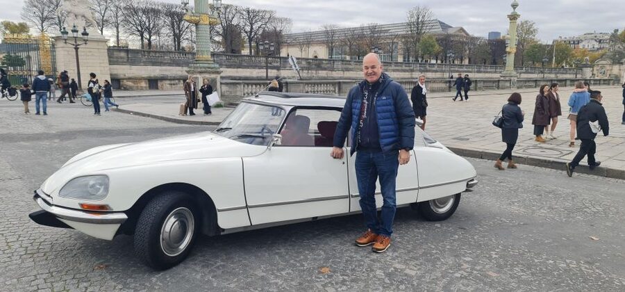 Paris: City Discovery Tour by Vintage Citroën DS Car - Why Paris Feels Different in a Citroën DS
