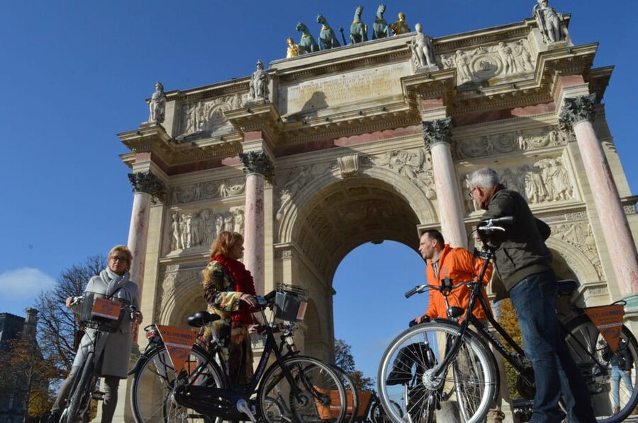 Paris: City Highlights Bike Tour - Louvre, Rue de Rivoli, Hôtel de Ville: the city’s grid, explained by motion