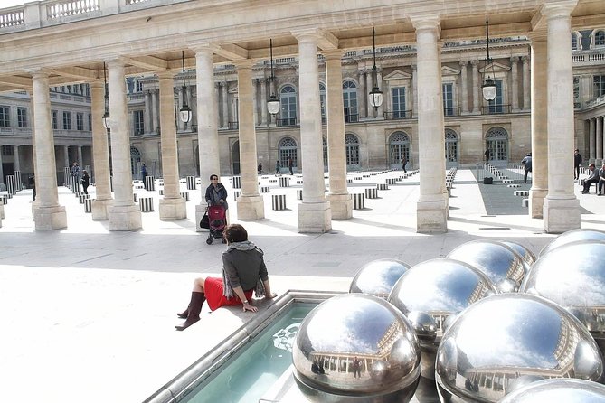 Paris City of Fashion History Private Guided Walking Tour - Rue du Faubourg Saint-Honoré to Place de la Concorde: The Walk-Out of the Fashion Story