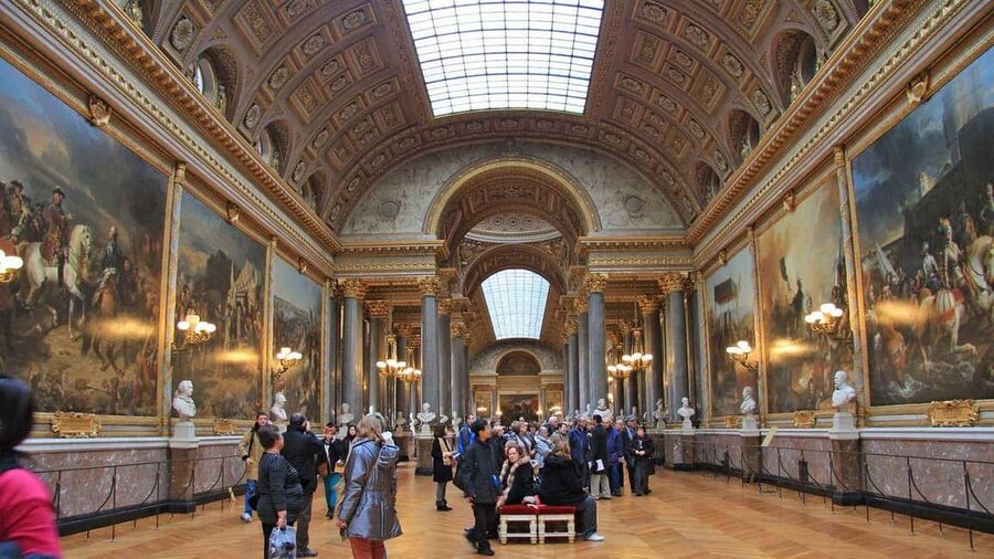 Paris: City Pass – Eiffel, Louvre & 27+ Must-See Sights - More Than the Big Three: Paradox Museum, Fondation Louis Vuitton, and Balloon de Paris