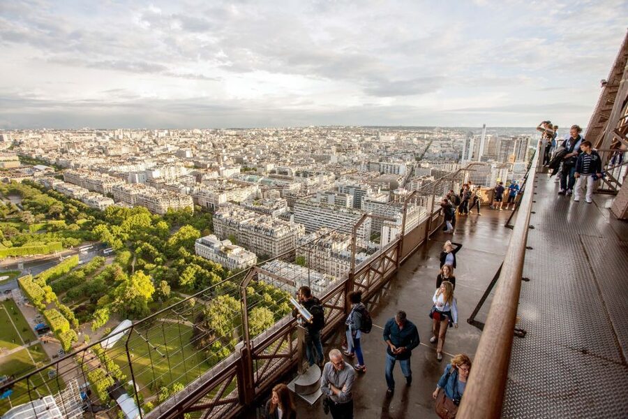 Paris: City Tour by Bus with Eiffel Tower & Optional Summit - The 3-Hour “Paris by Night” Setup That Works