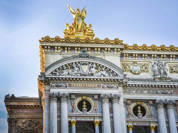 Paris City Tour by Coach with Sightseeing Seine River Cruise - Comfort, cleanliness, and stop length: small things that change the day