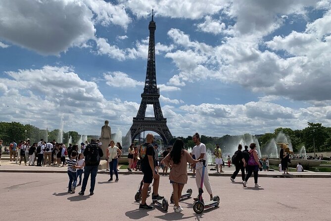 Paris City Tour by E-Scooter with Fun Guide (Small groups) - Meeting at 10 Rue de Pontoise, then training your scooter confidence